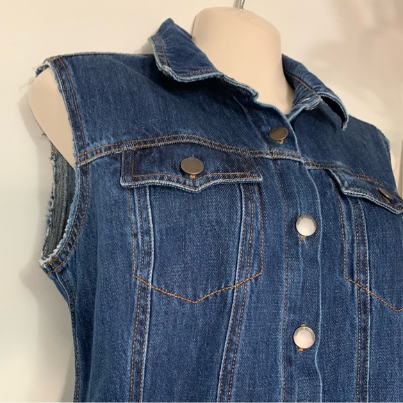 Jean sleeveless tops - Picture 3 of 8